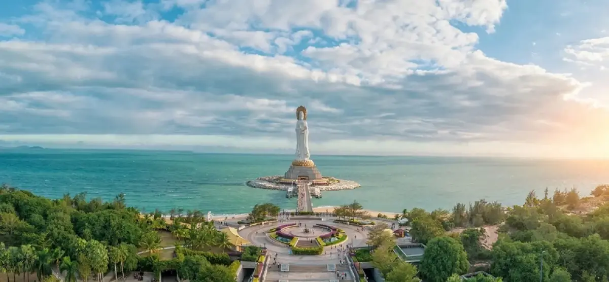 В парк Наньшань из Саньи (на английском)